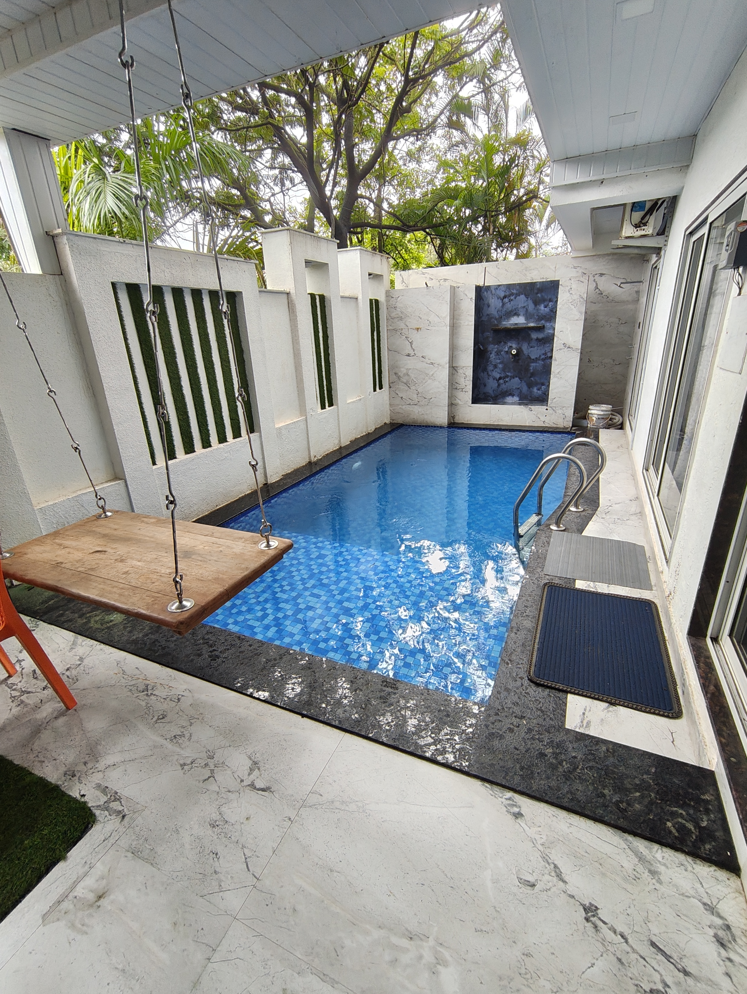 Side view of Retreat Villa