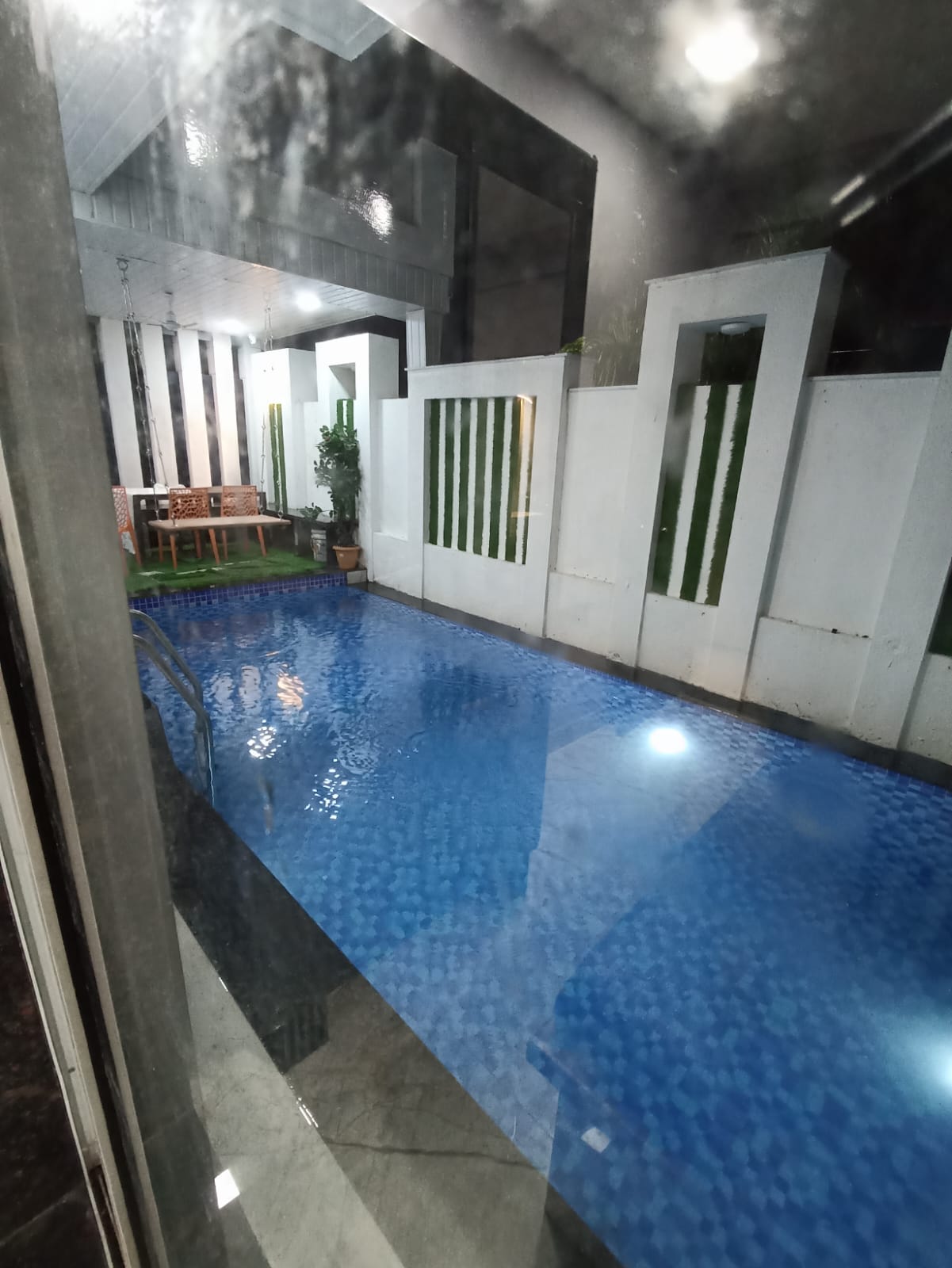 Retreat Villa Gallery Image 14